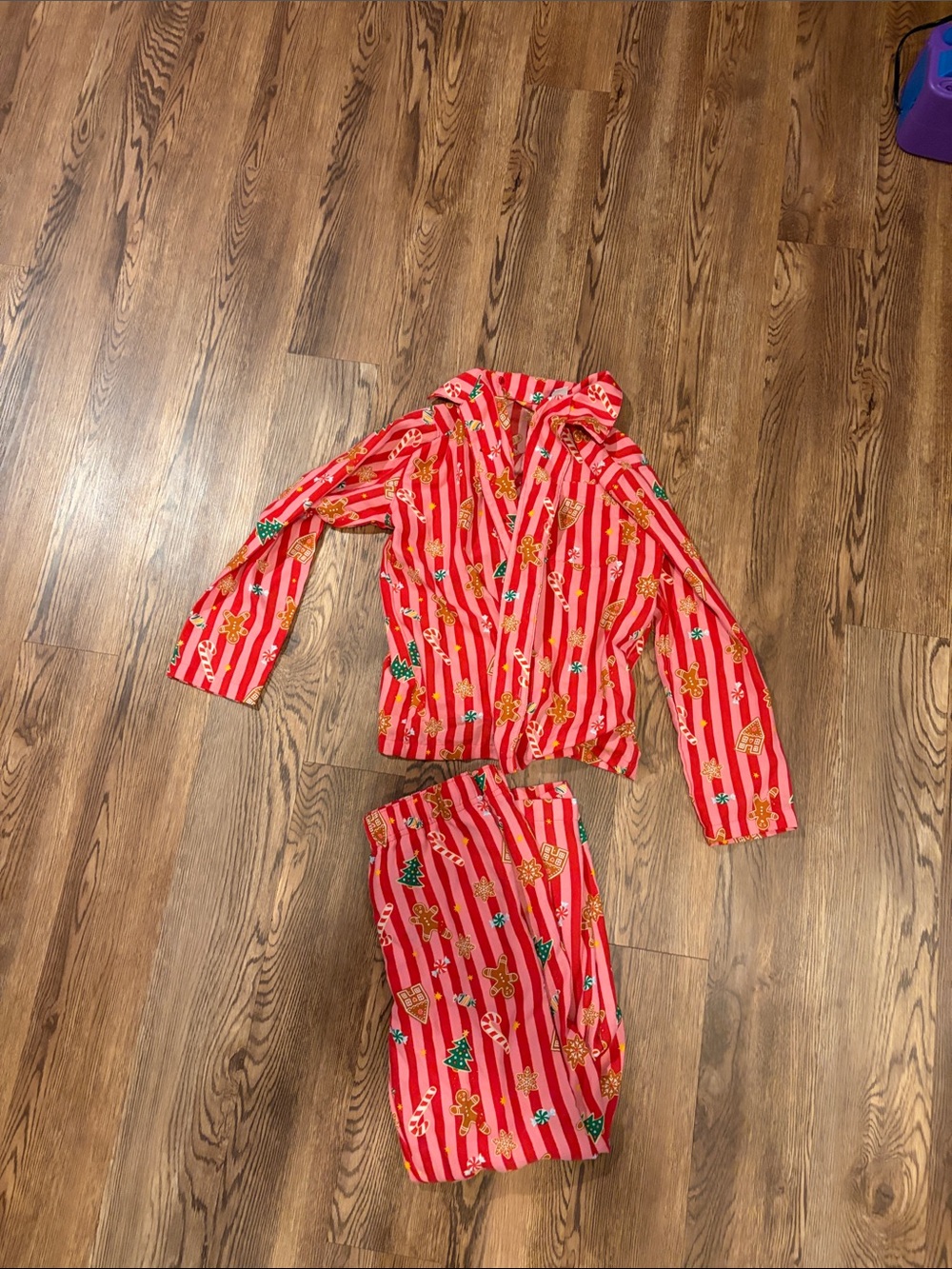 Old navy Kids Red Holiday Stripe Pajama Set
